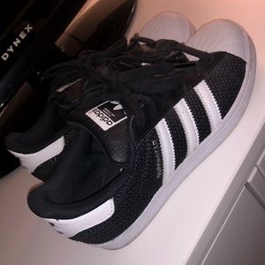 Adidas Superstars!